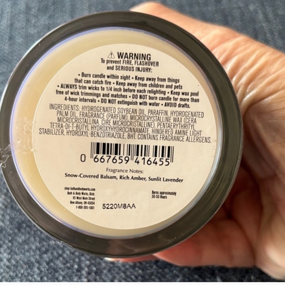 Bath & Body Works Let It Snow Candle - Purple - Picture 8 of 8